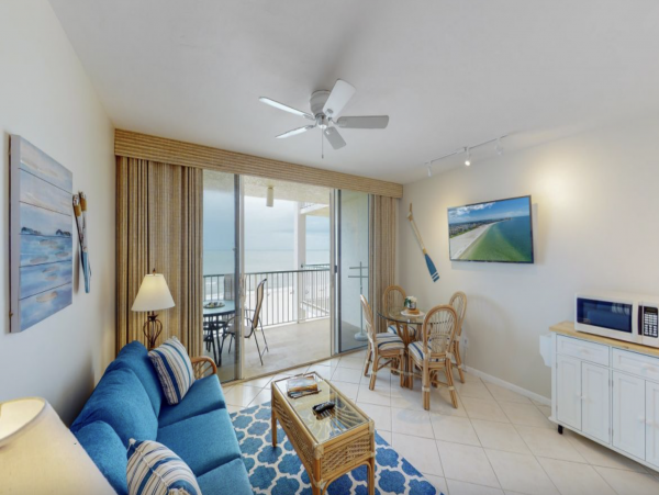 Beachfront Chic Condo in Marco Island Sleeps 4 Guests